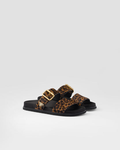 Mules en cuir imprimé