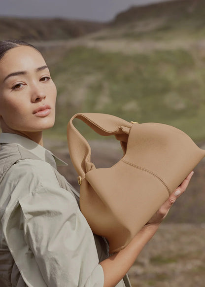 Numéro Neuf Beige