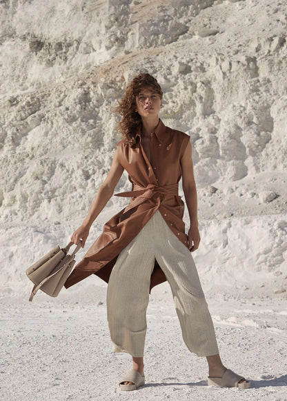 Numéro Huit Edition Taupe Grainé